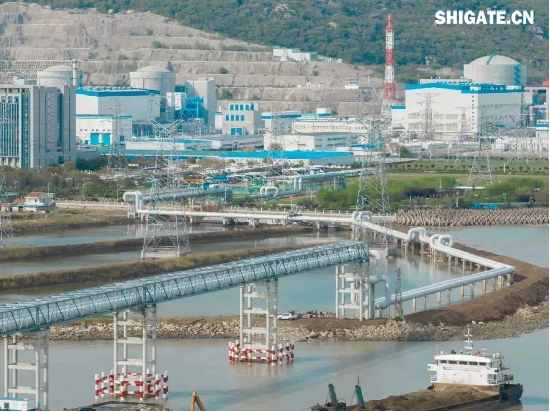 1月1日，國務院國資委新聞中心發布2024年度央企十大“超級工程”和央企十大“國之重器”，河鋼集團舞鋼公司參與研制的我國首個工業用途核能供汽項目“和氣一號”和中俄東線天然氣管道工程、中國南極秦嶺站，我國自主設計建造的首艘大洋鉆探船“夢想”號、亞洲首艘圓筒型海上油氣加工廠“?？惶枴?、我國自主研制的更大直徑盾構機“江海號”分別入選。  2024年以來，舞鋼公司深入落實“1127”工作規劃，堅持“以客戶需求為導向”，大力推進技術營銷，奮力拓展市場；強化科技創新驅動，以填補國內市場空白為目標，研發更多具有舞鋼特色的新產品，助力國家“超級工程”建設和“大國重器”制造。